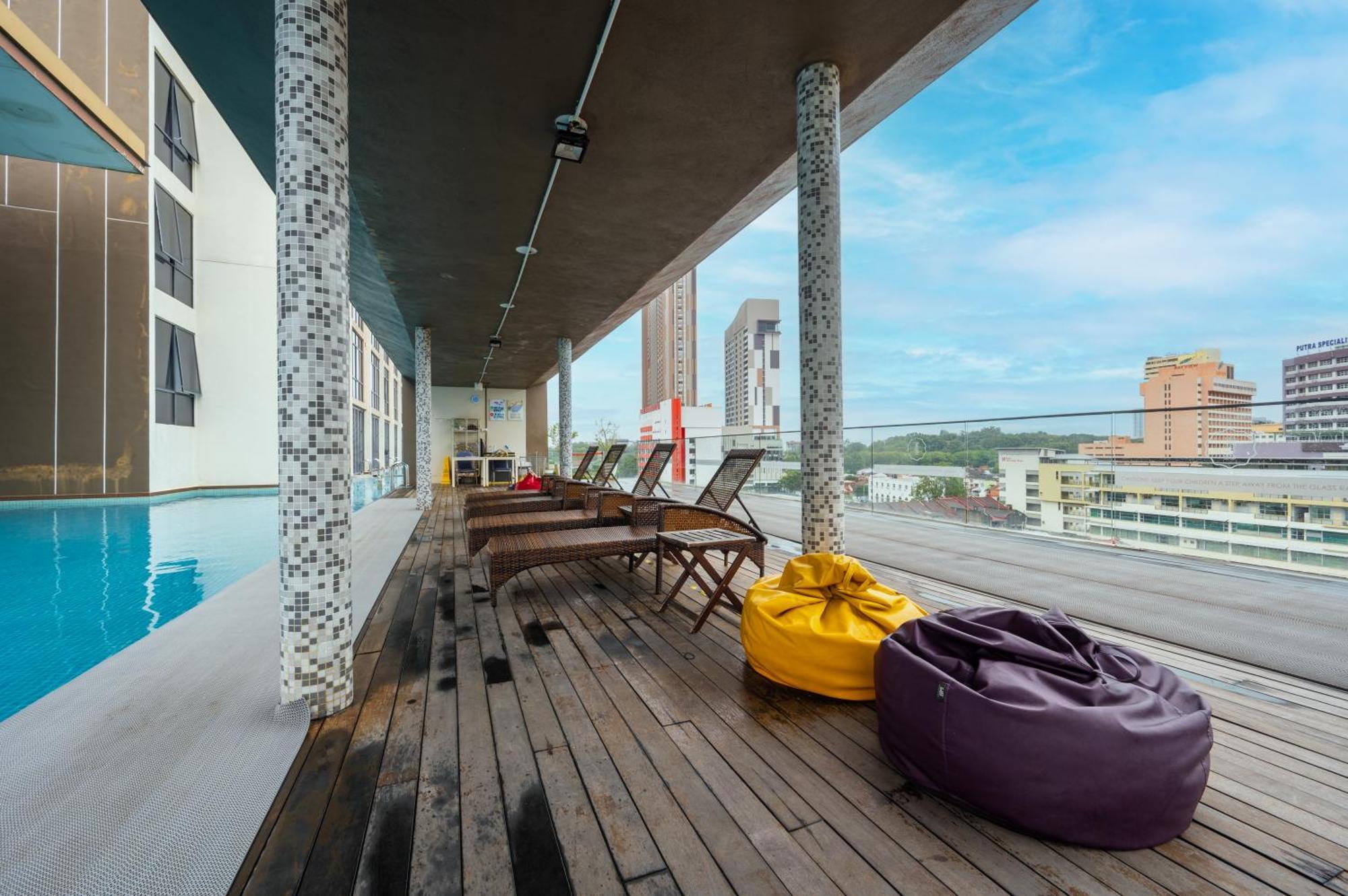 Greystone 99 Suites Malacca Exteriér fotografie